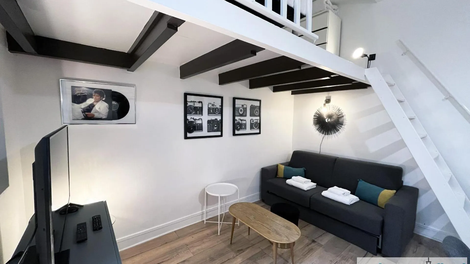 Urban Flat 177 - Lovely In *
