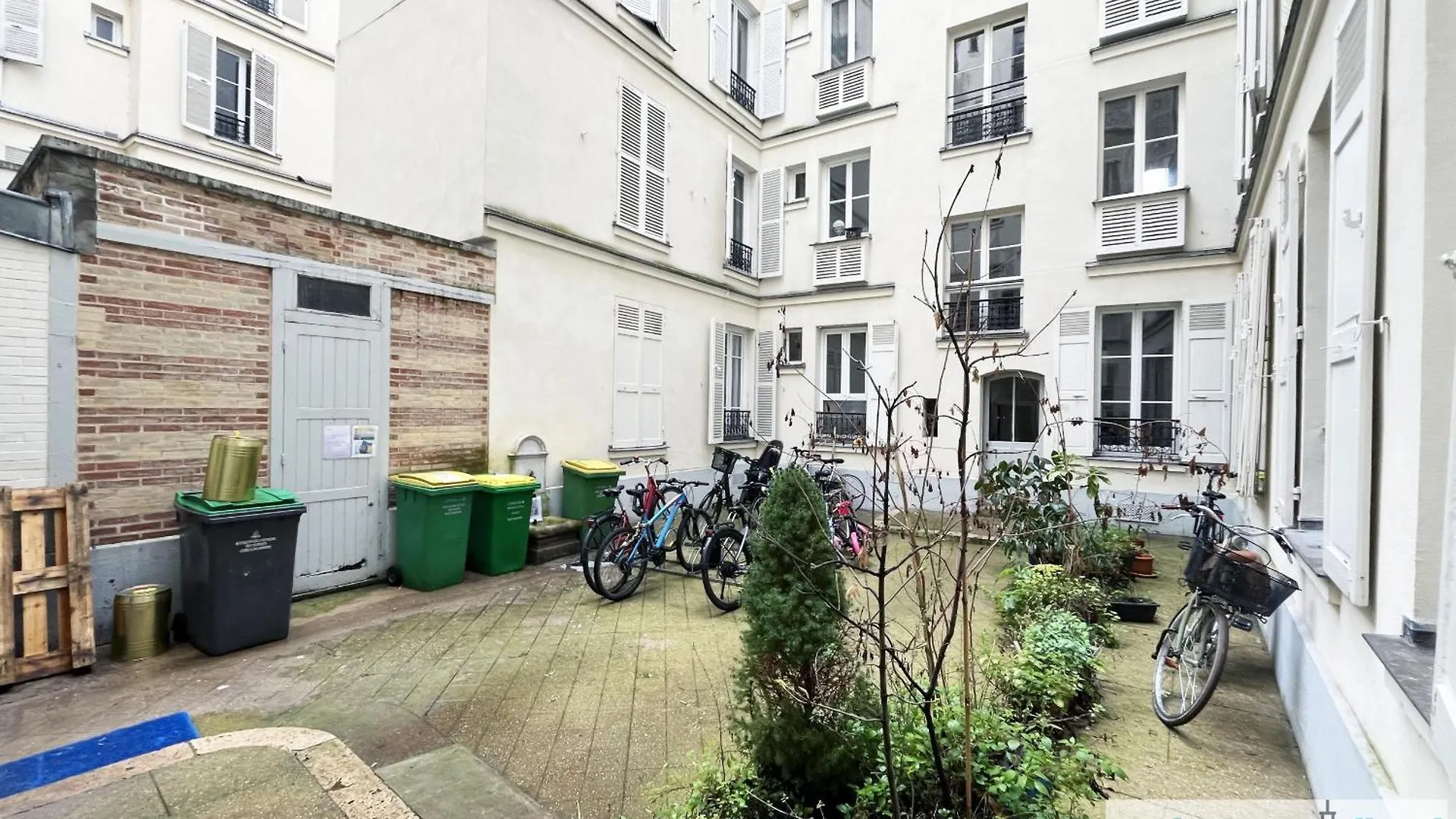 Urban Flat 177 - Lovely In *