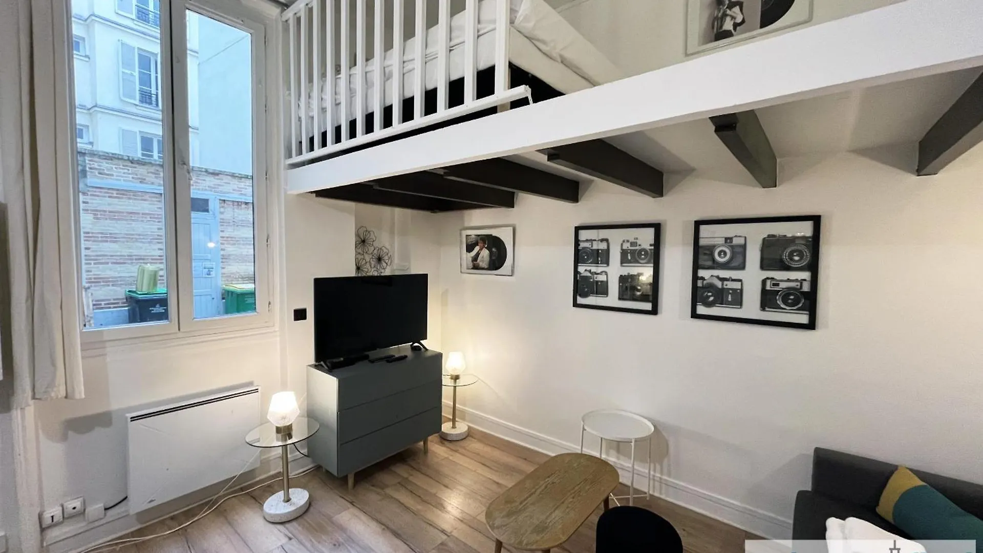 Urban Flat 177 - Lovely In *